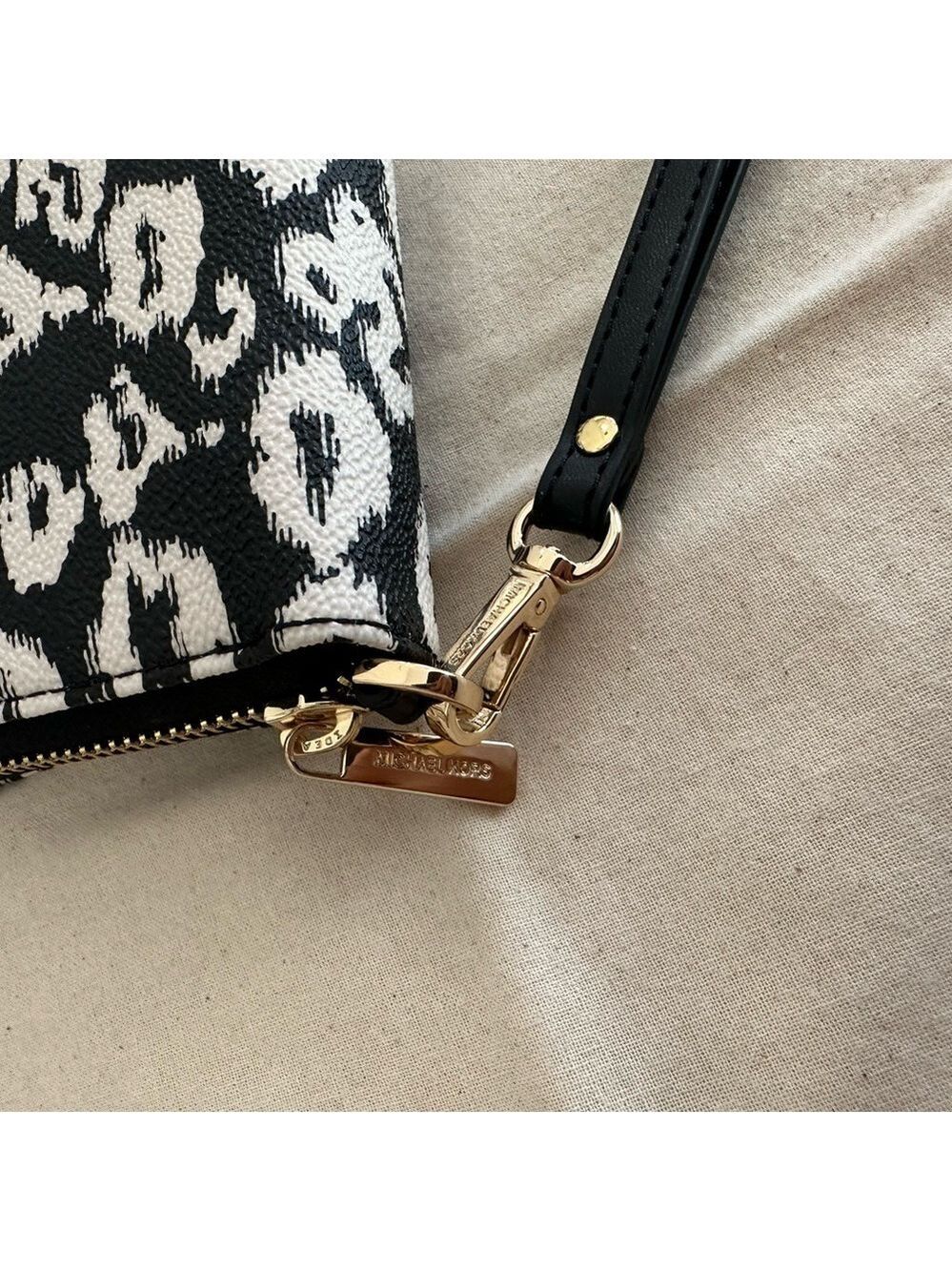 New MICHAEL MICHAEL KORS Large Logo Continental black / ivory - Picture 8 of 8